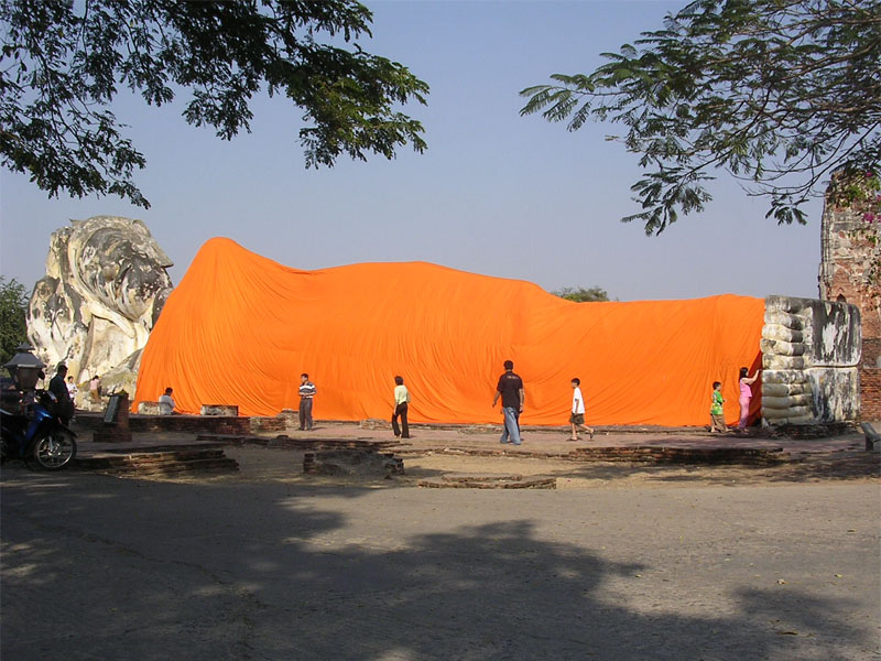 A great reclining Buddha at Ayutthaya.