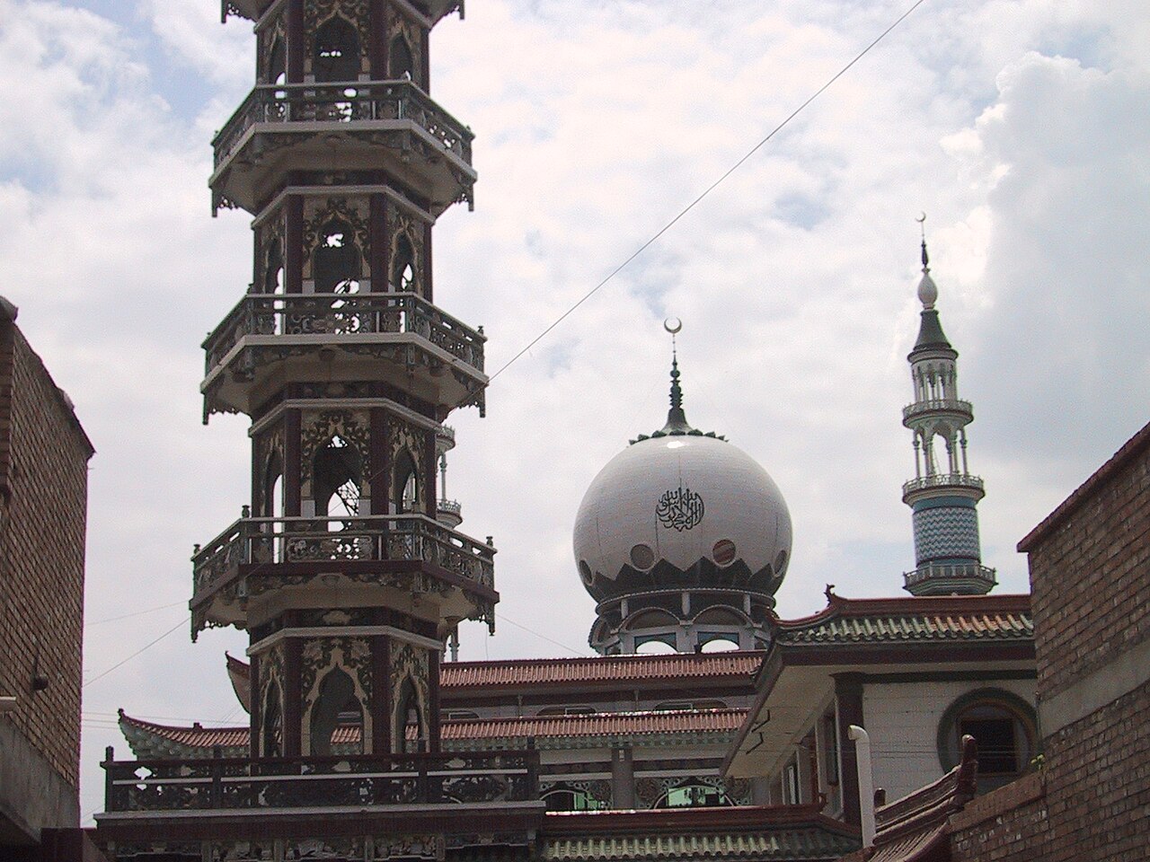 A mosque at Linxia in the Bonan country