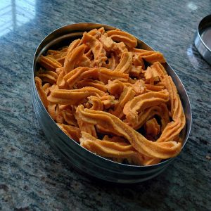A rice-flour snack of the central Indian kind
