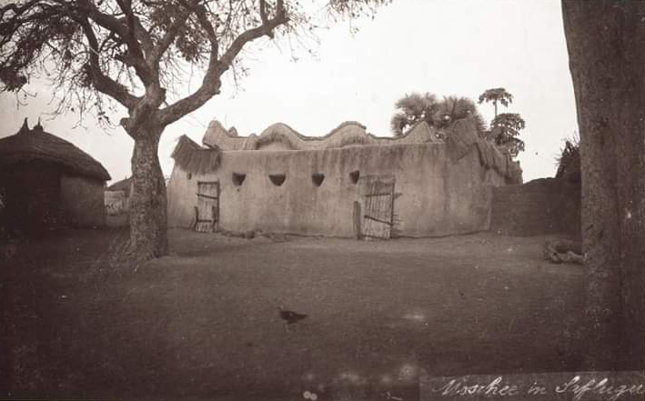 A mosque built in the days of the Dagbon kingdom.