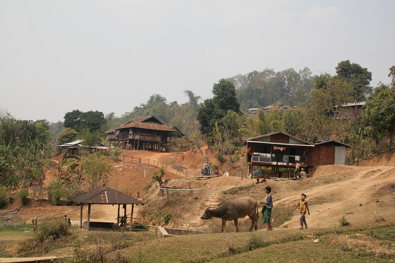 A Palaung (De'ang) village