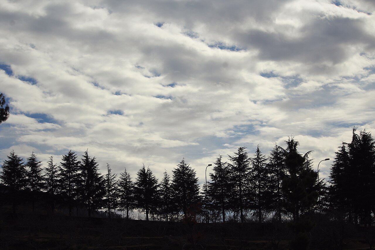 The hills of Jammu, between the plains and the high Himalaya