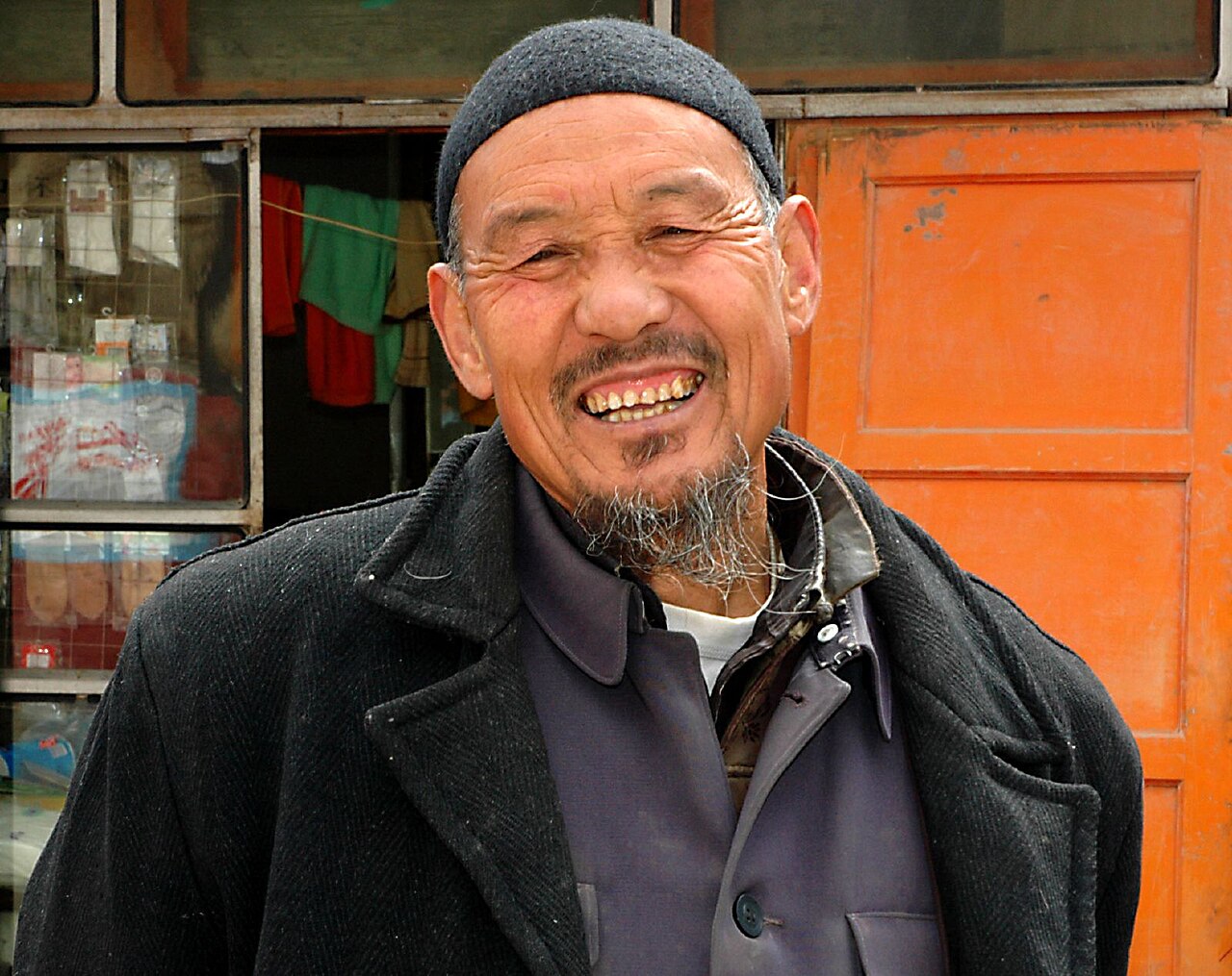 A Dongxiang man
