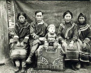 A Hezhen (Nanai) family