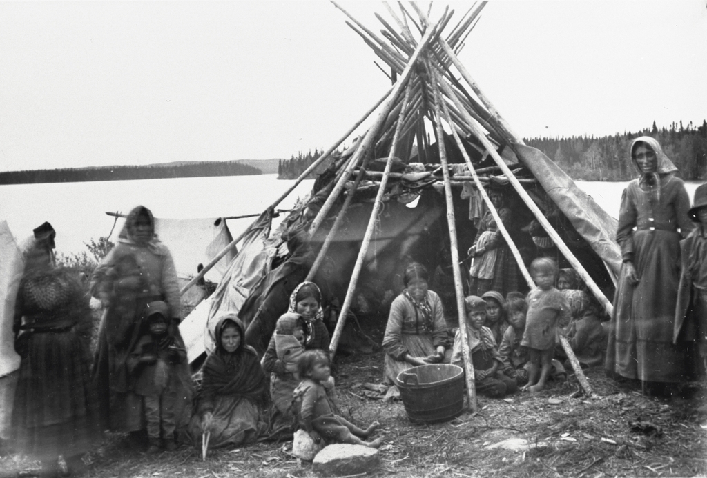 A group of Naskapi, the northern Innu of the Labrador interior.