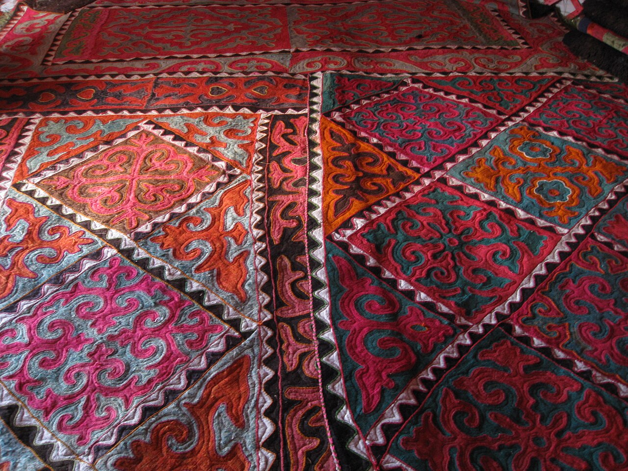 Kyrgyz felt rugs