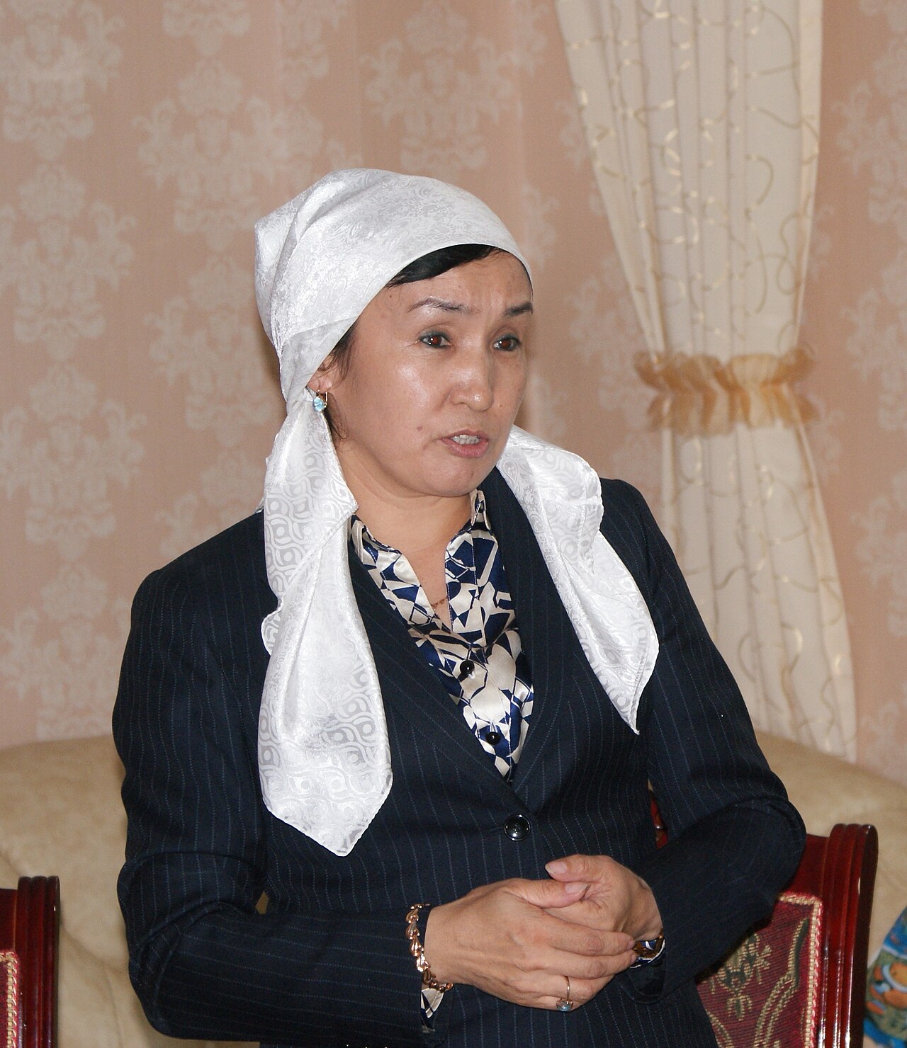 A Kyrgyz woman in Xinjiang
