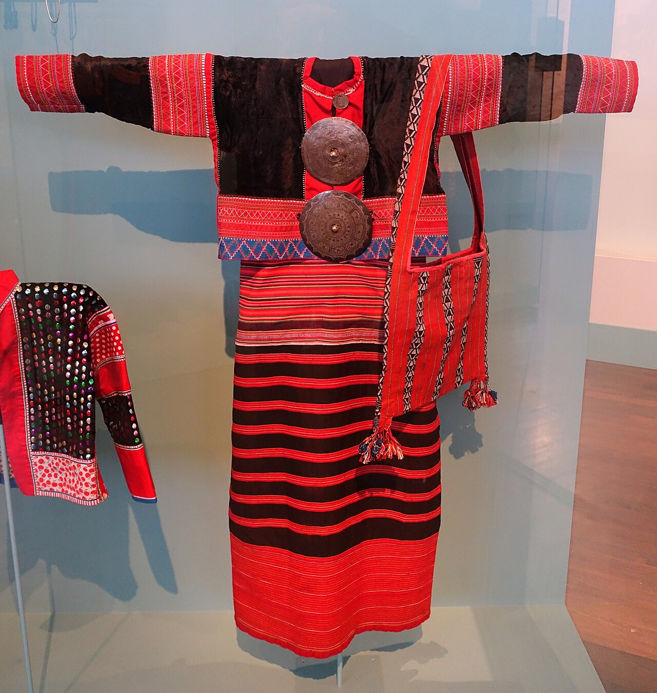 Traditional Lahu clothing