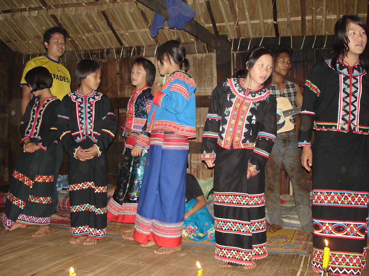 Lahu girls