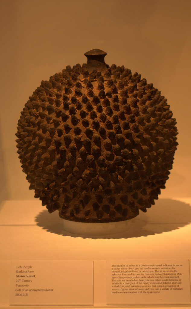 A shrine vessel of the Lobi people, whose ancestors settled the country around the ruins