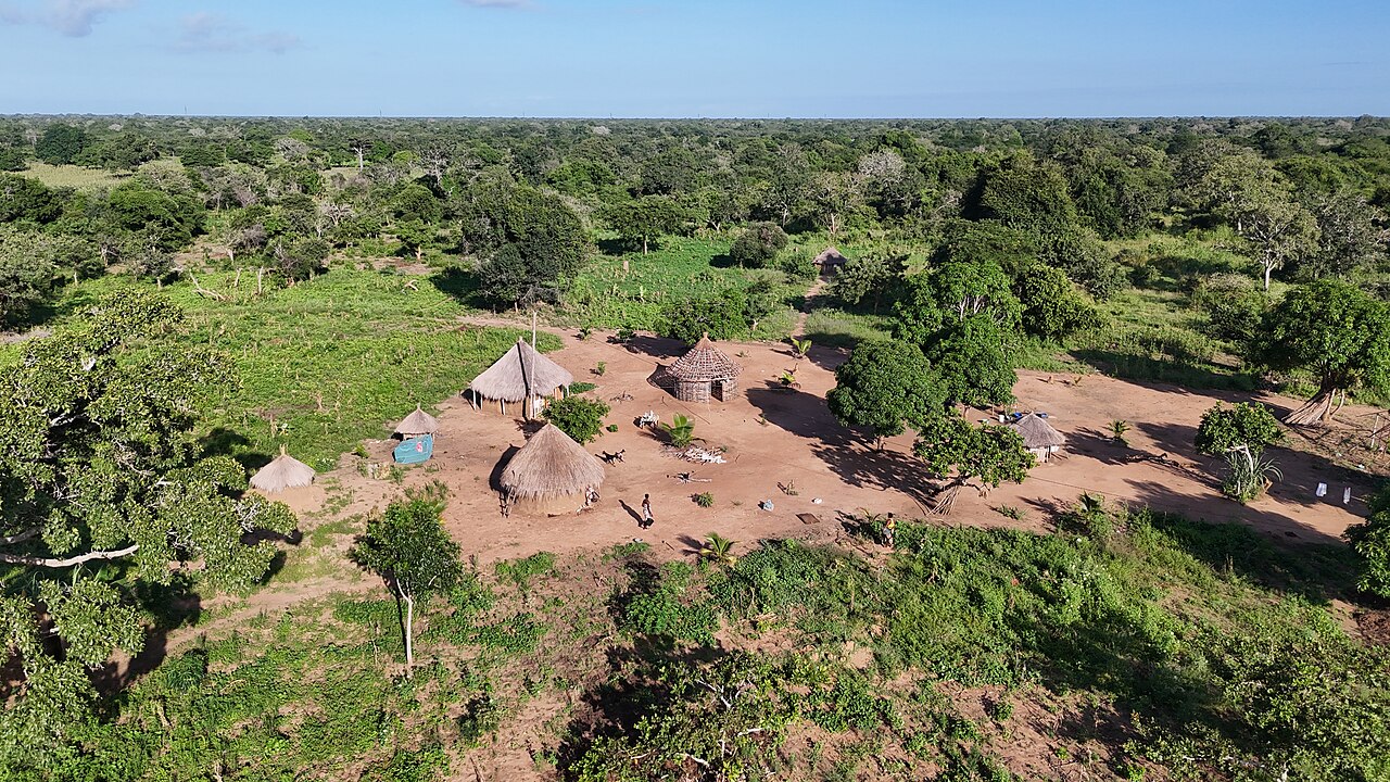 A village in rural Mozambique, the setting of most Makua life.