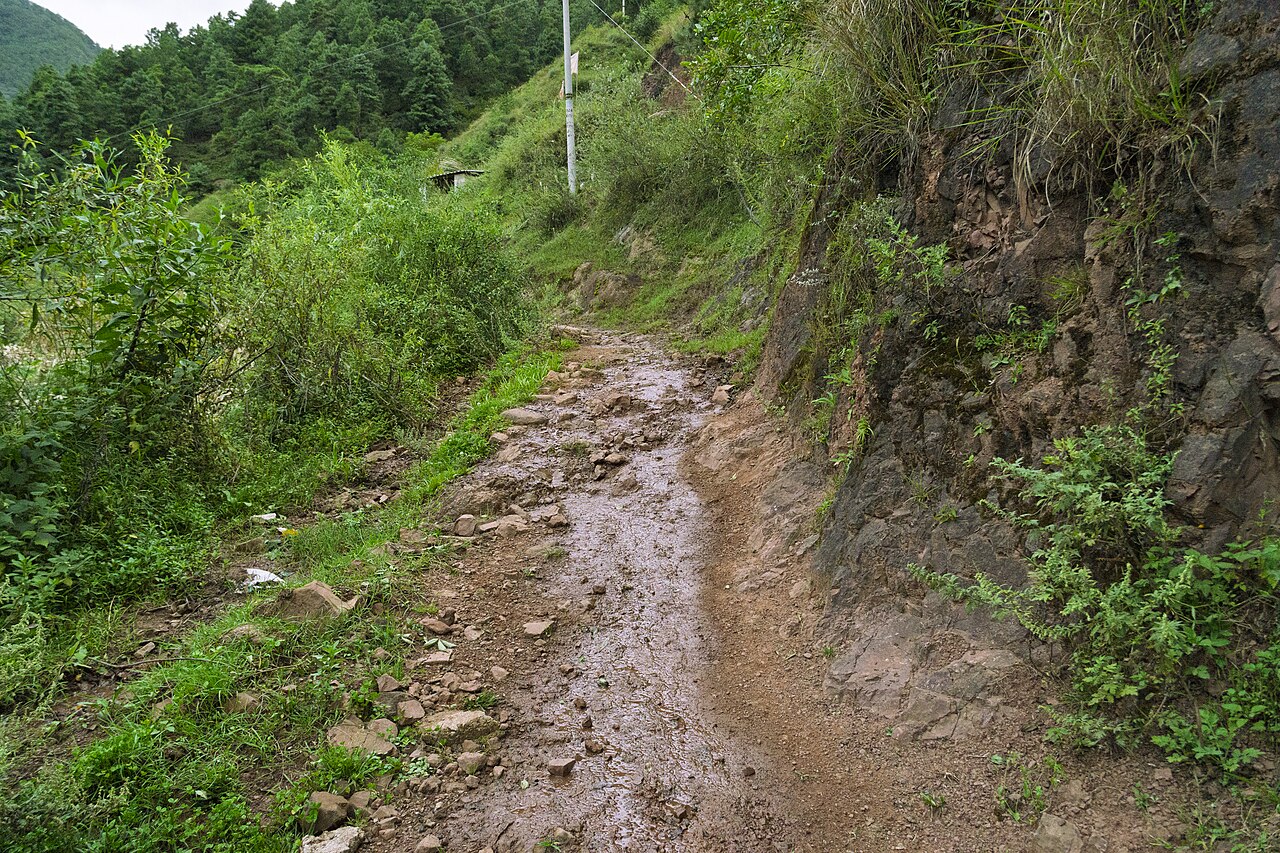 The old Tea Horse Road through Lanping