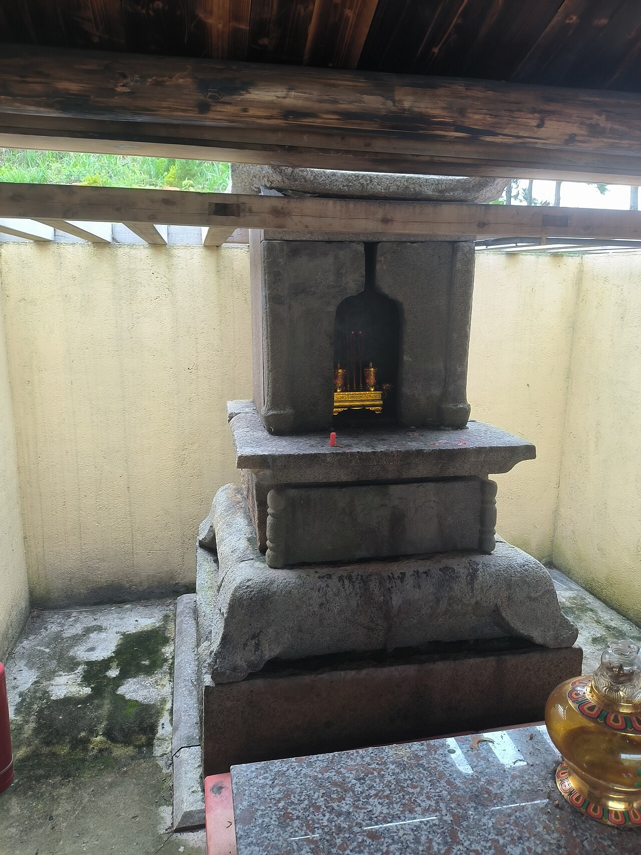 A pagoda in the She country