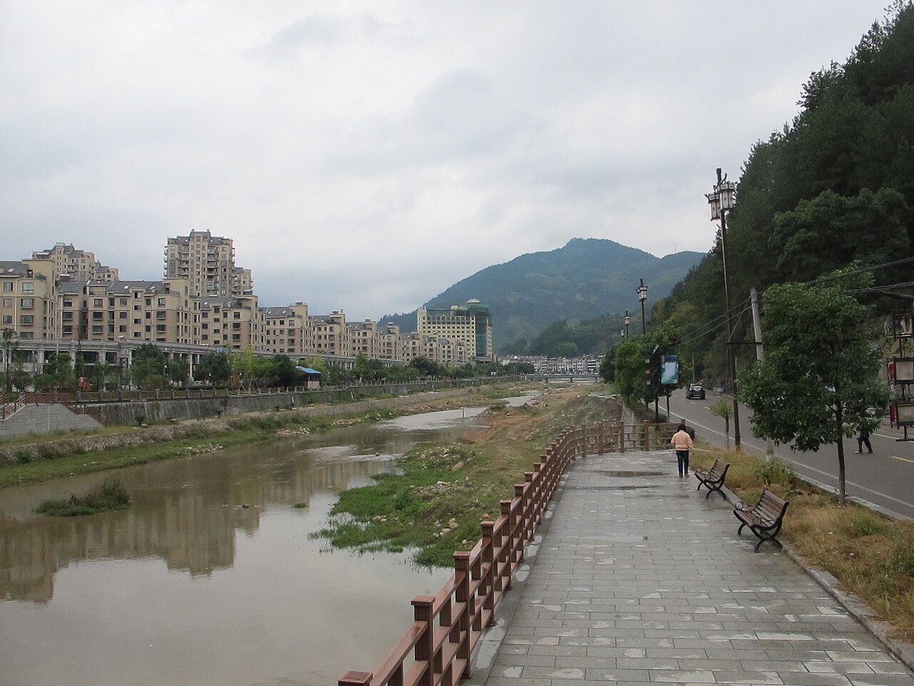 The county town of Jingning, the She autonomous county