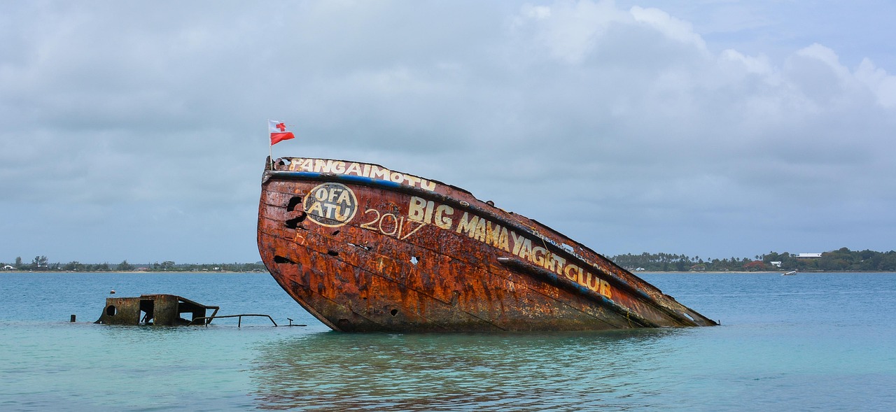 Shipwreck Ocean