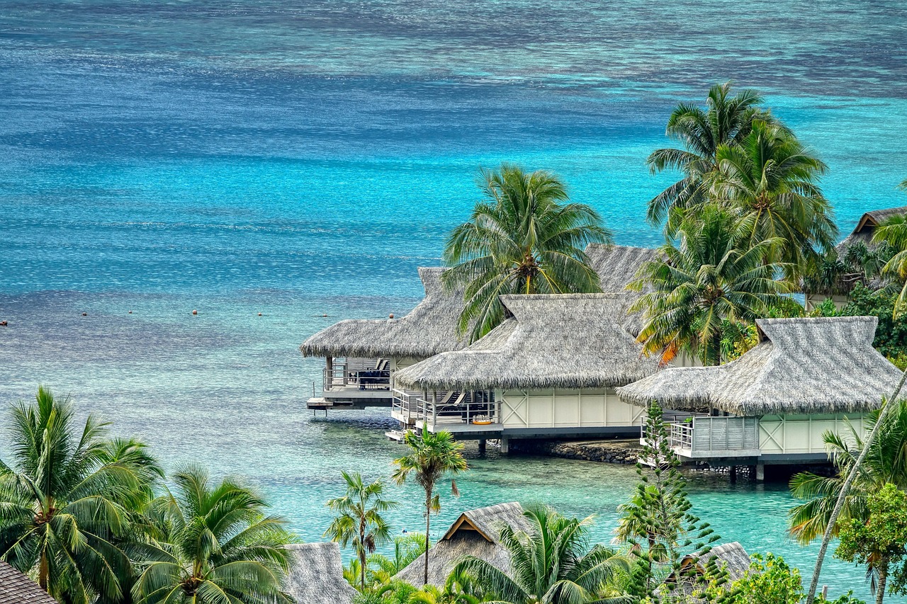 Huts Sea