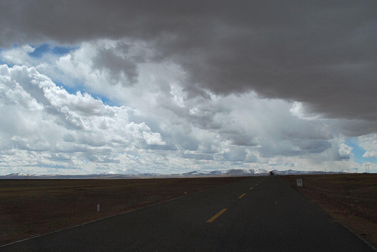 The highland countryside of Qinghai, where the Tu farm and herd
