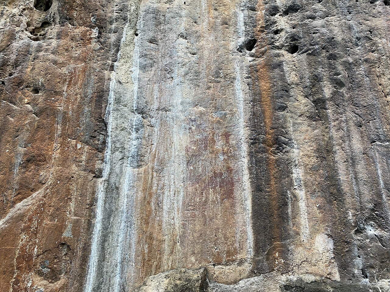 The ancient rock paintings of Cangyuan