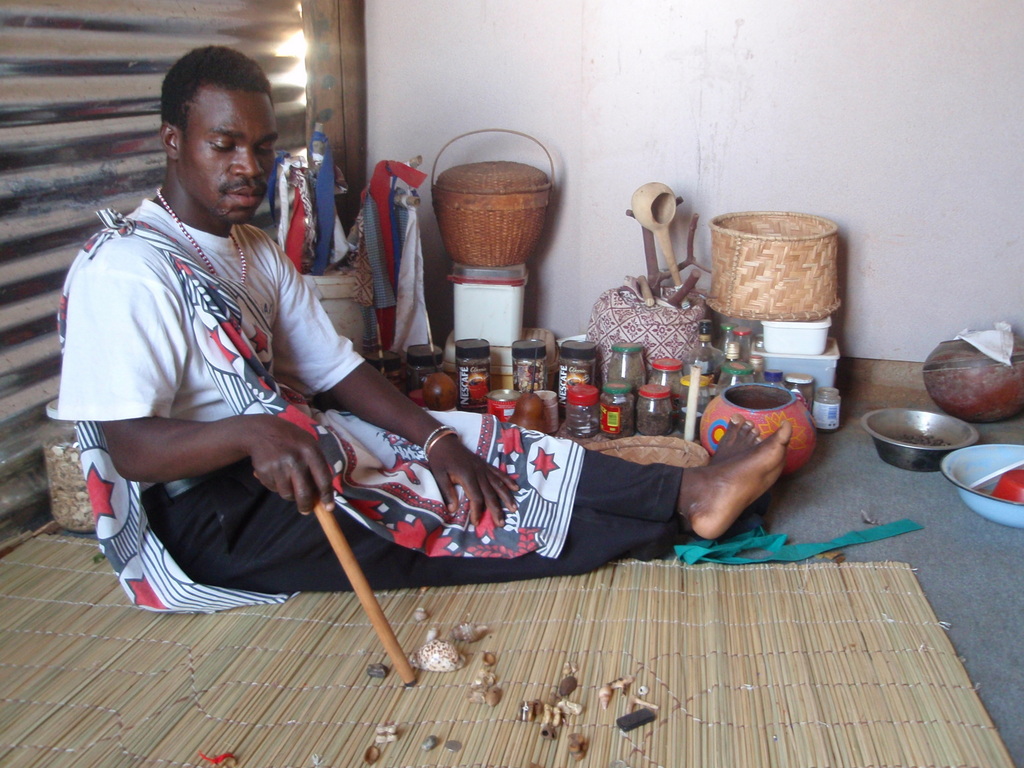 A sangoma reading the bones