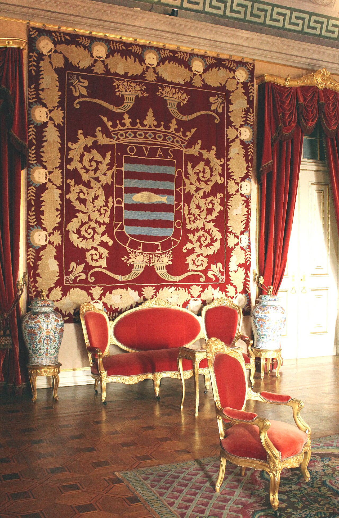 A decorated chamber showing the density of the interiors.