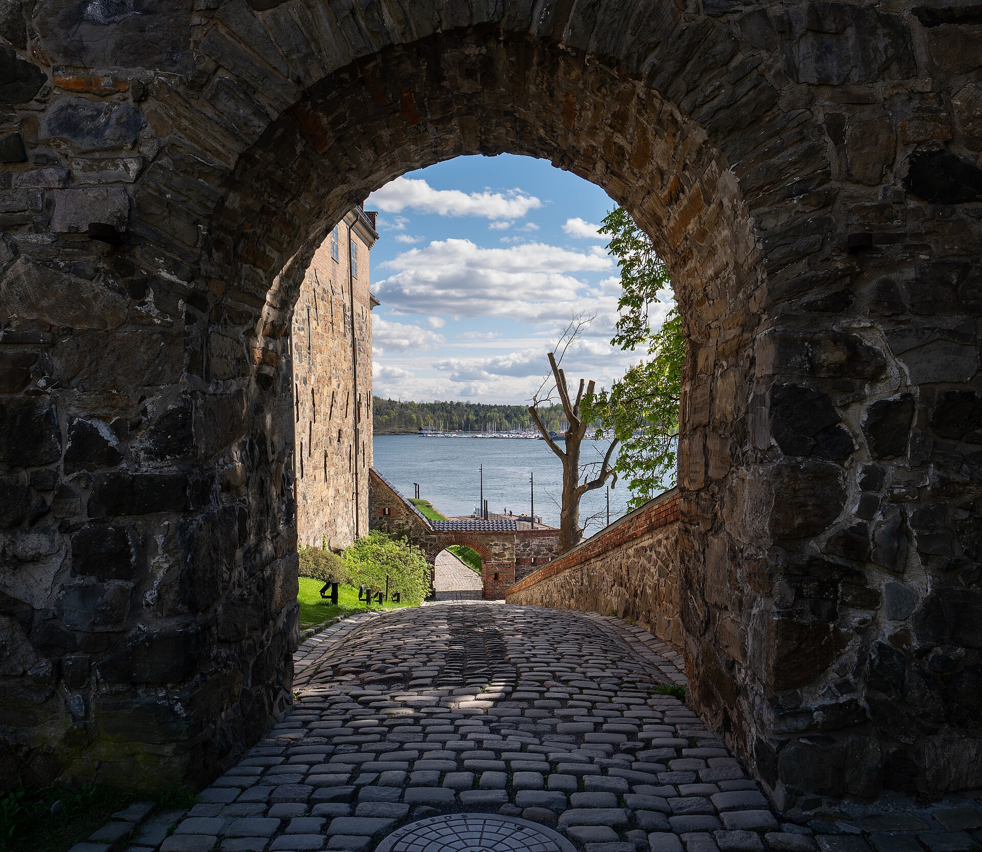 During the Second World War Akershus became a place of imprisonment and execution.