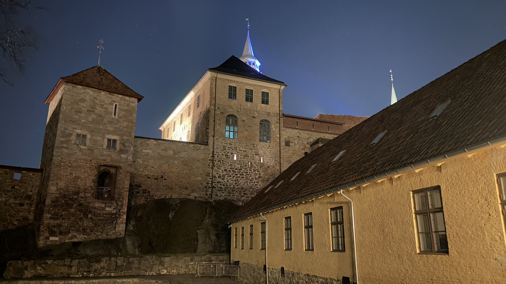 By day or floodlit at night, Akershus is one of Oslo's defining sights.