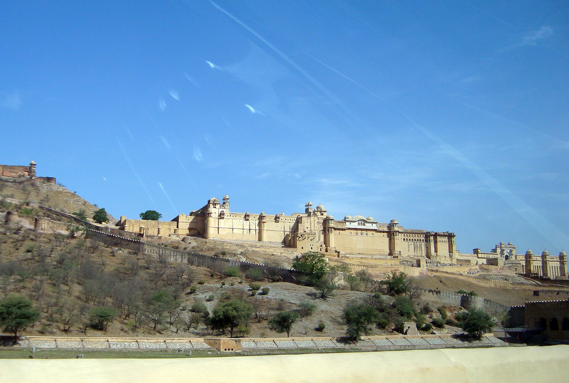 The fort was begun in 1592 by Raja Man Singh I, a great general of the Mughal emperor Akbar.