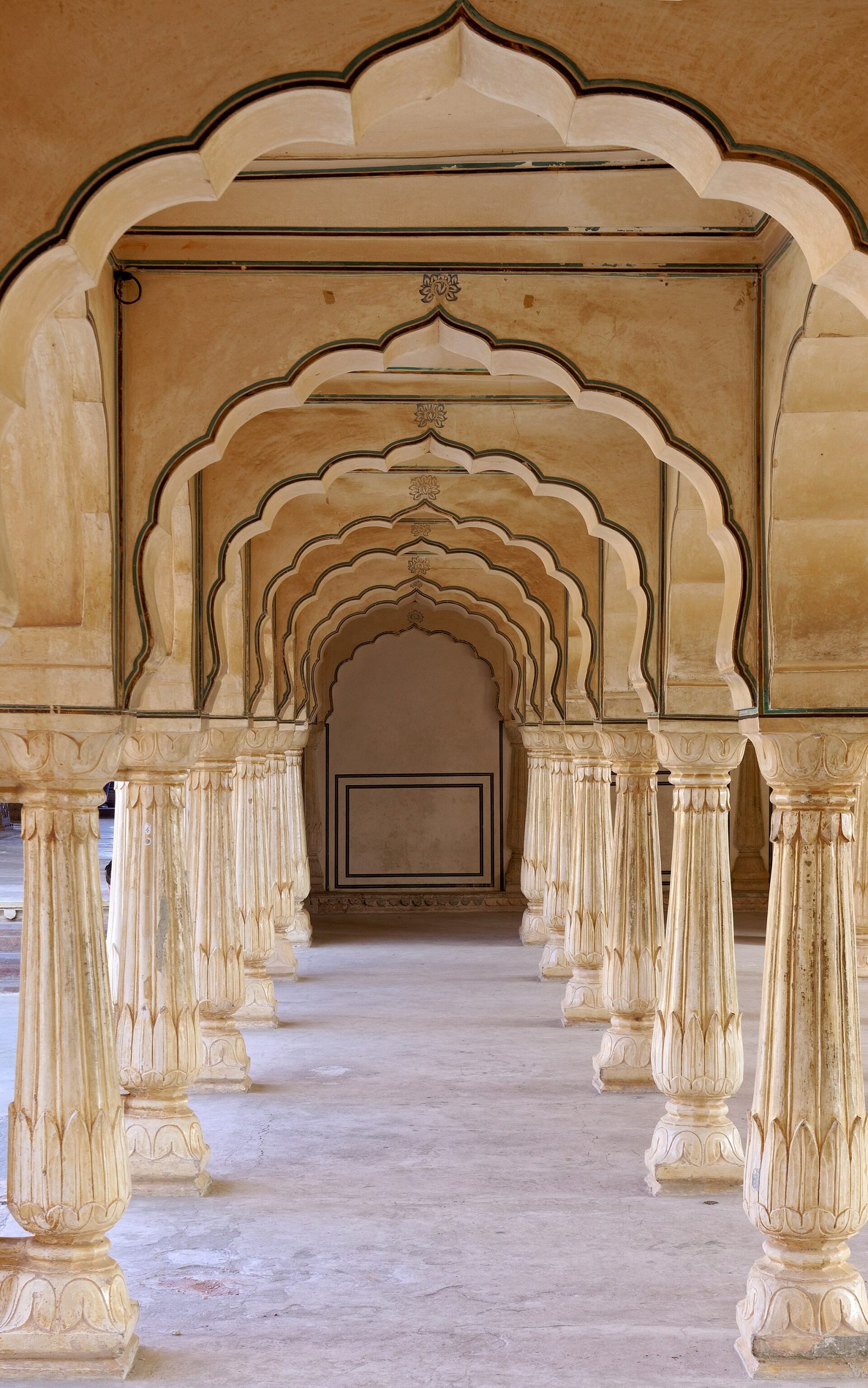 The Sattais Kacheri, a colonnaded court of the palace