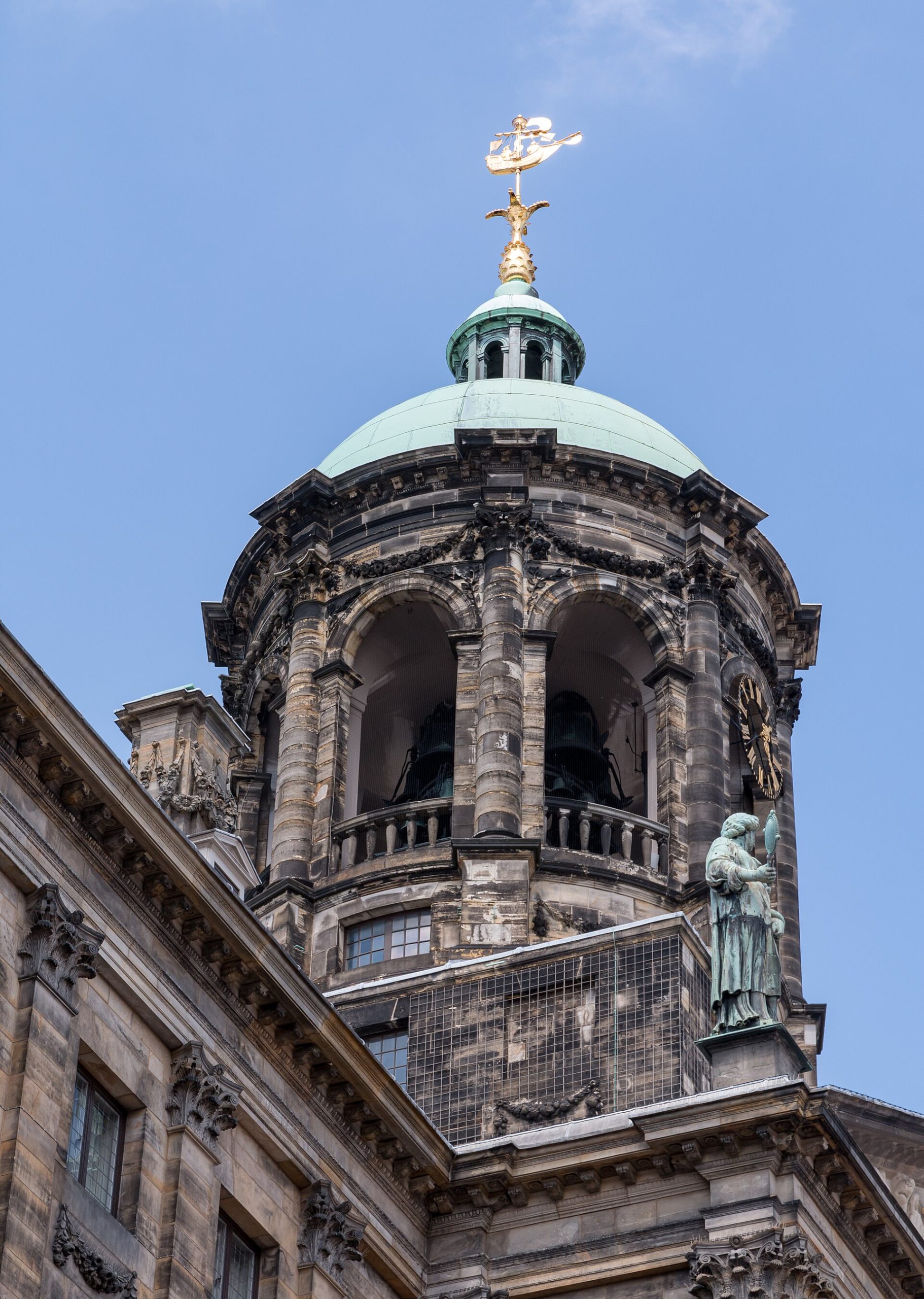 The palace facade in detail