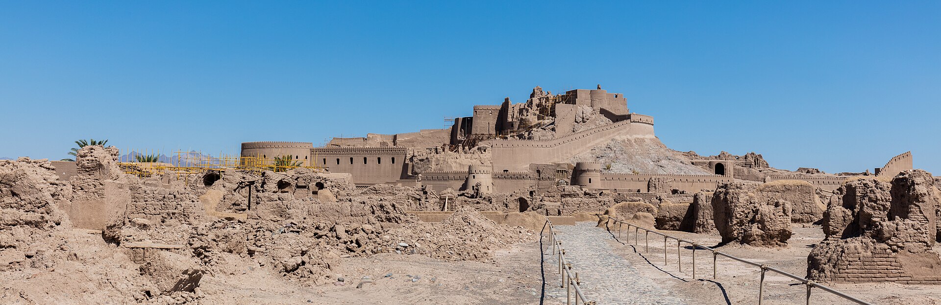 The citadel proper, the governor's residence, stood on a rocky hill with double fortifications.