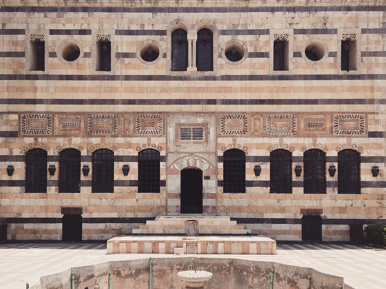 A view of the Azm Palace and its courtyards.