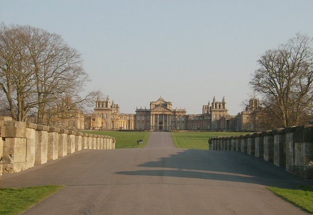 Blenheim Palace and the Grand Bridge over the lake