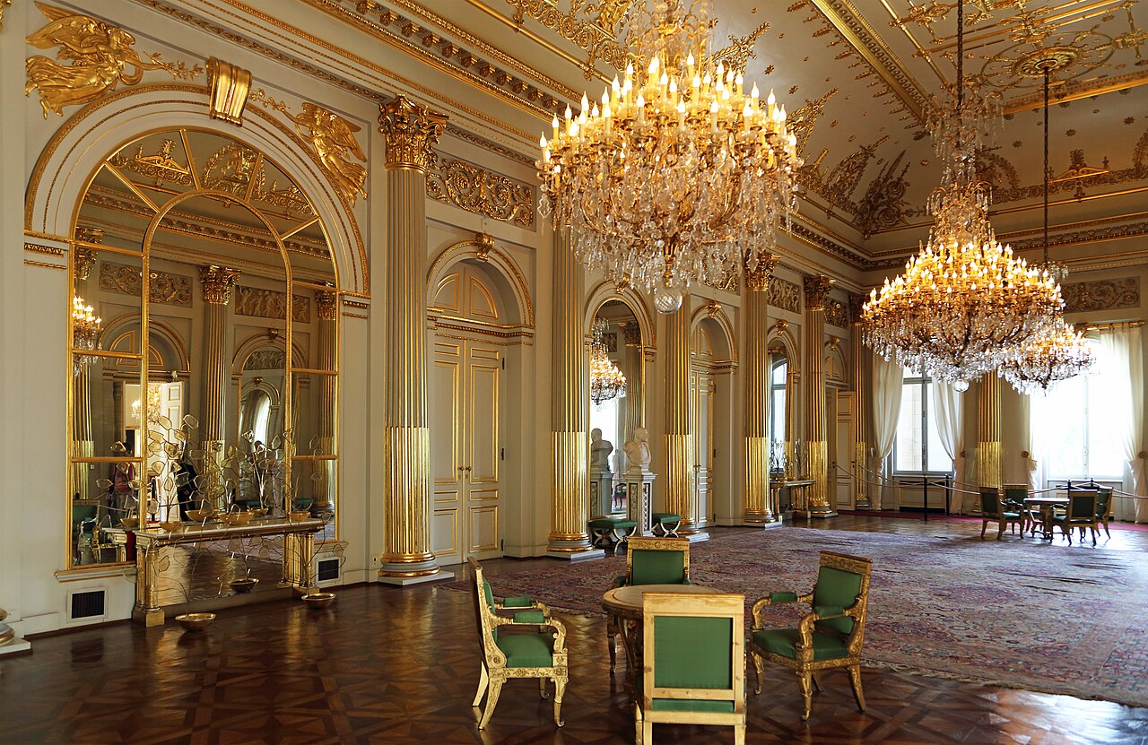 An interior showing the palace's decoration.