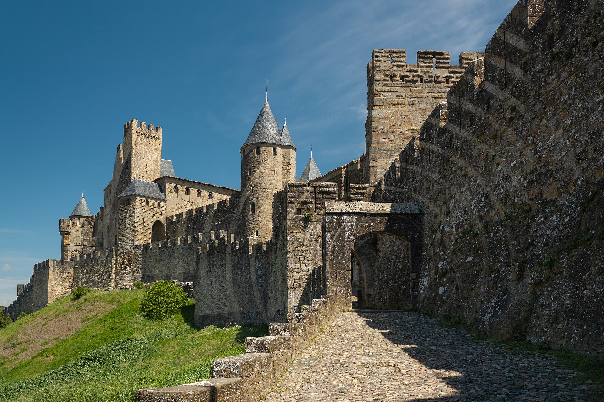 The Aude Gate above the steep descent to the river