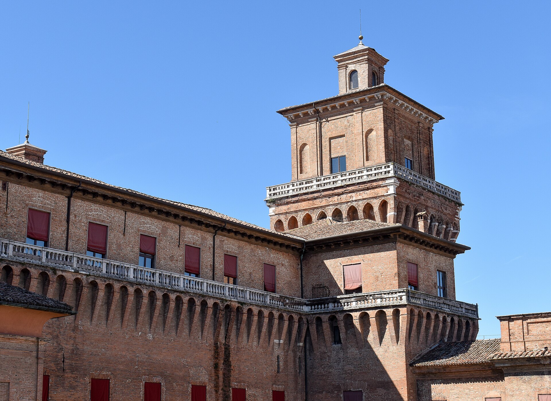 The Tower of Santa Caterina, witness to the passing of the Este and the coming of the popes