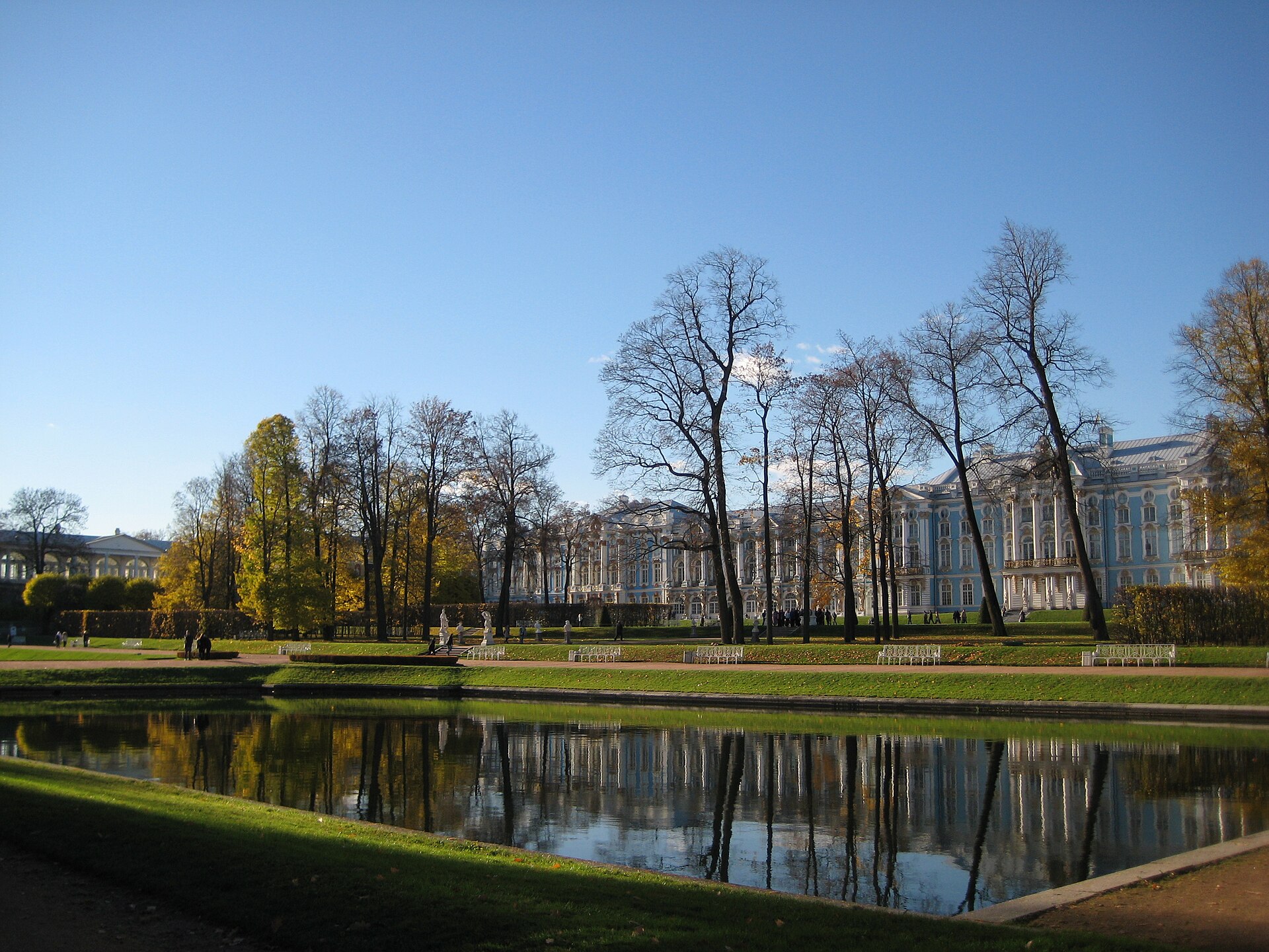 The Catherine Park, where formal gardens give way to a naturalistic English-style landscape.