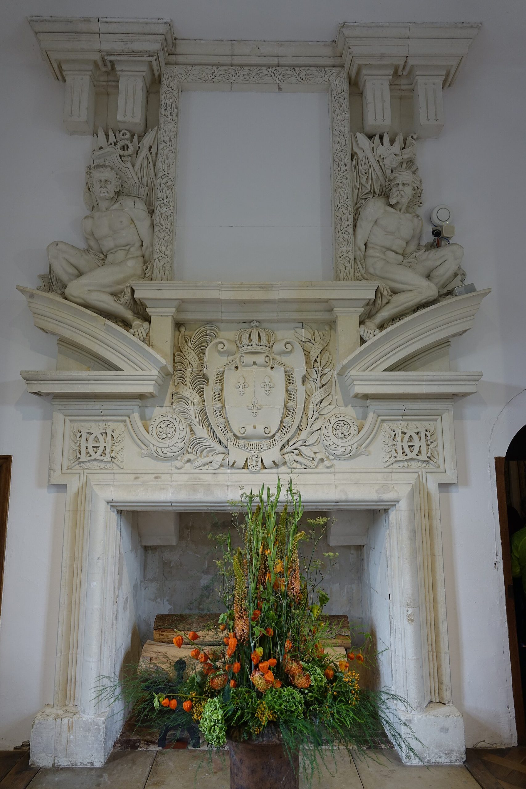 Kitchens are hidden within the piers that carry the château