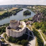 Château Gaillard on its cliff above the Seine, seen from the air