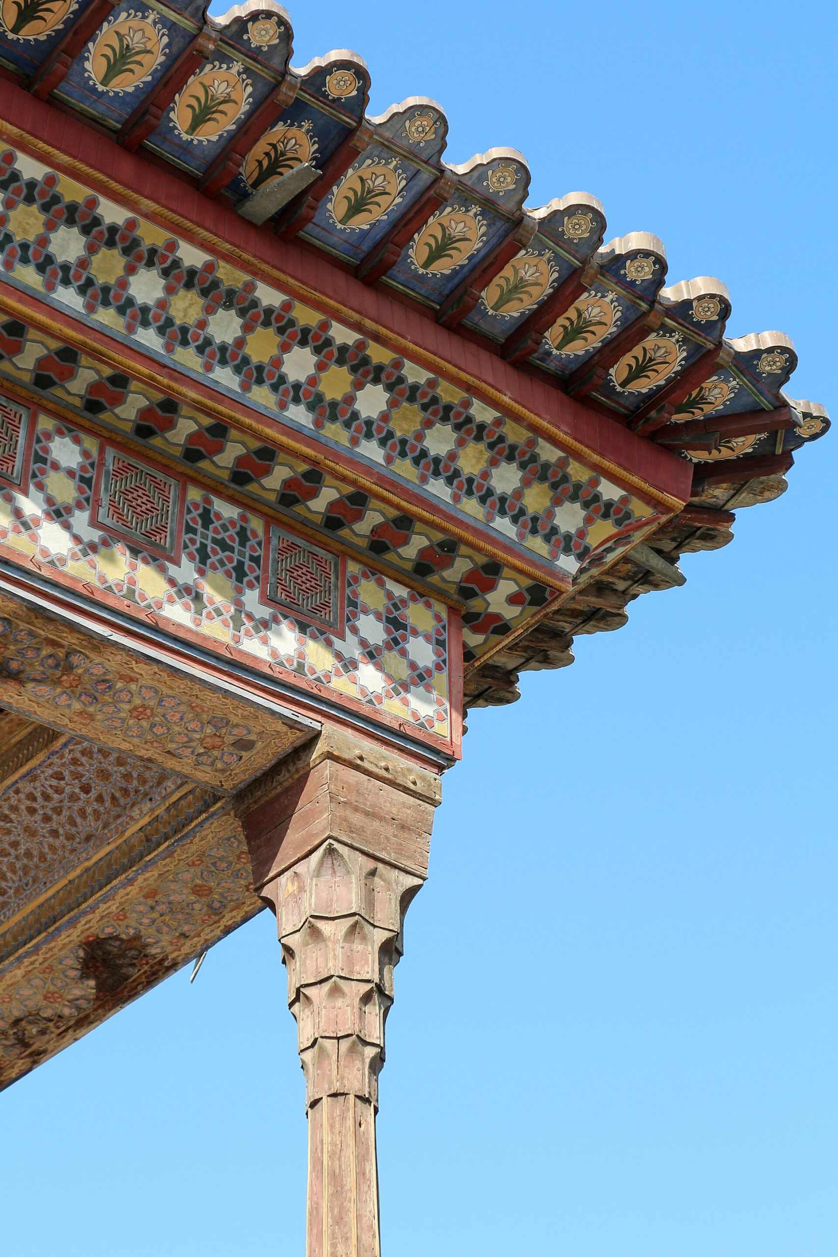The pavilion and its garden, a jewel of the golden age of Persian art.