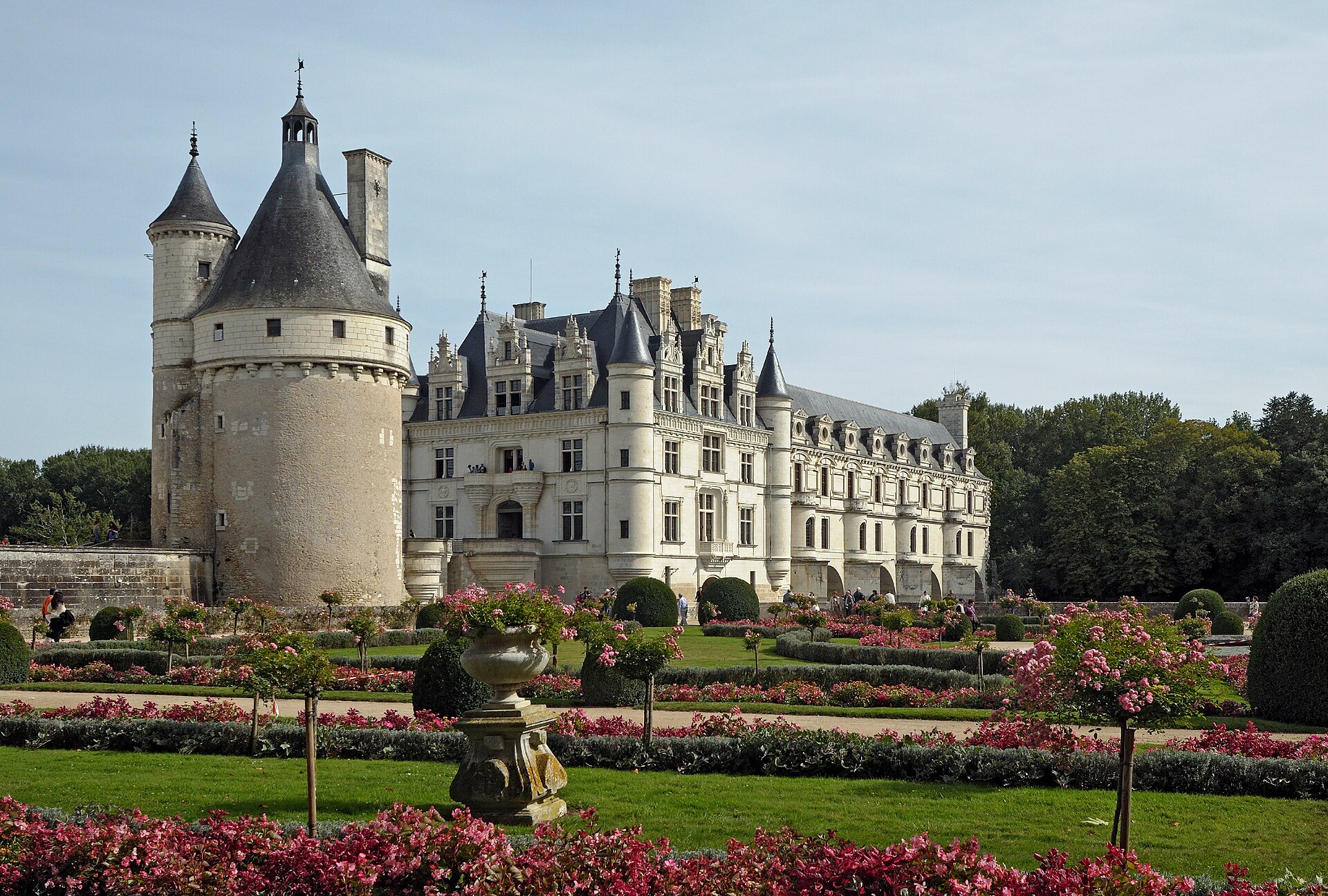 Chenonceau viewed across its gardens