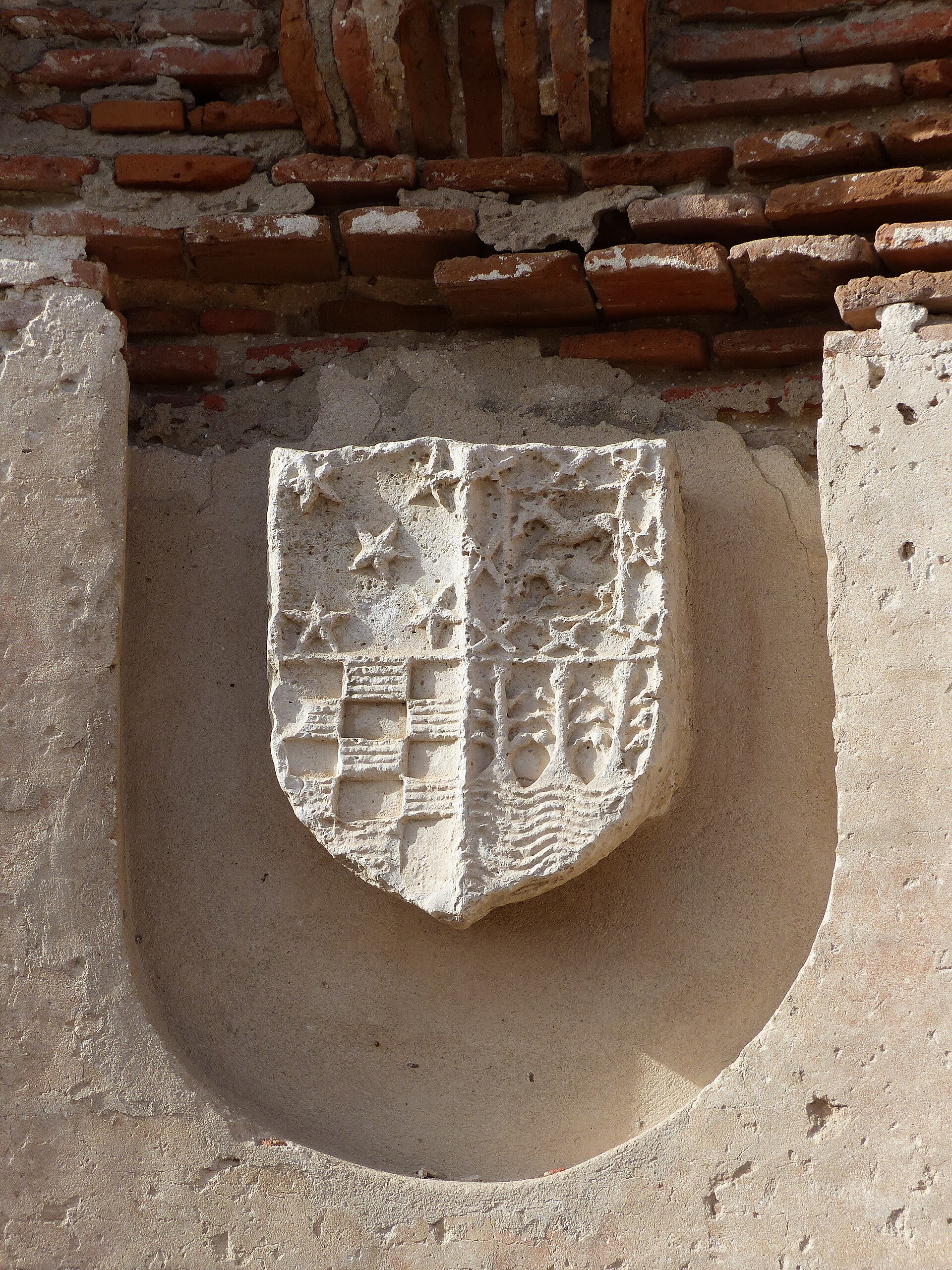 The great keep, the Tower of Homage, was the strongest point of the castle.