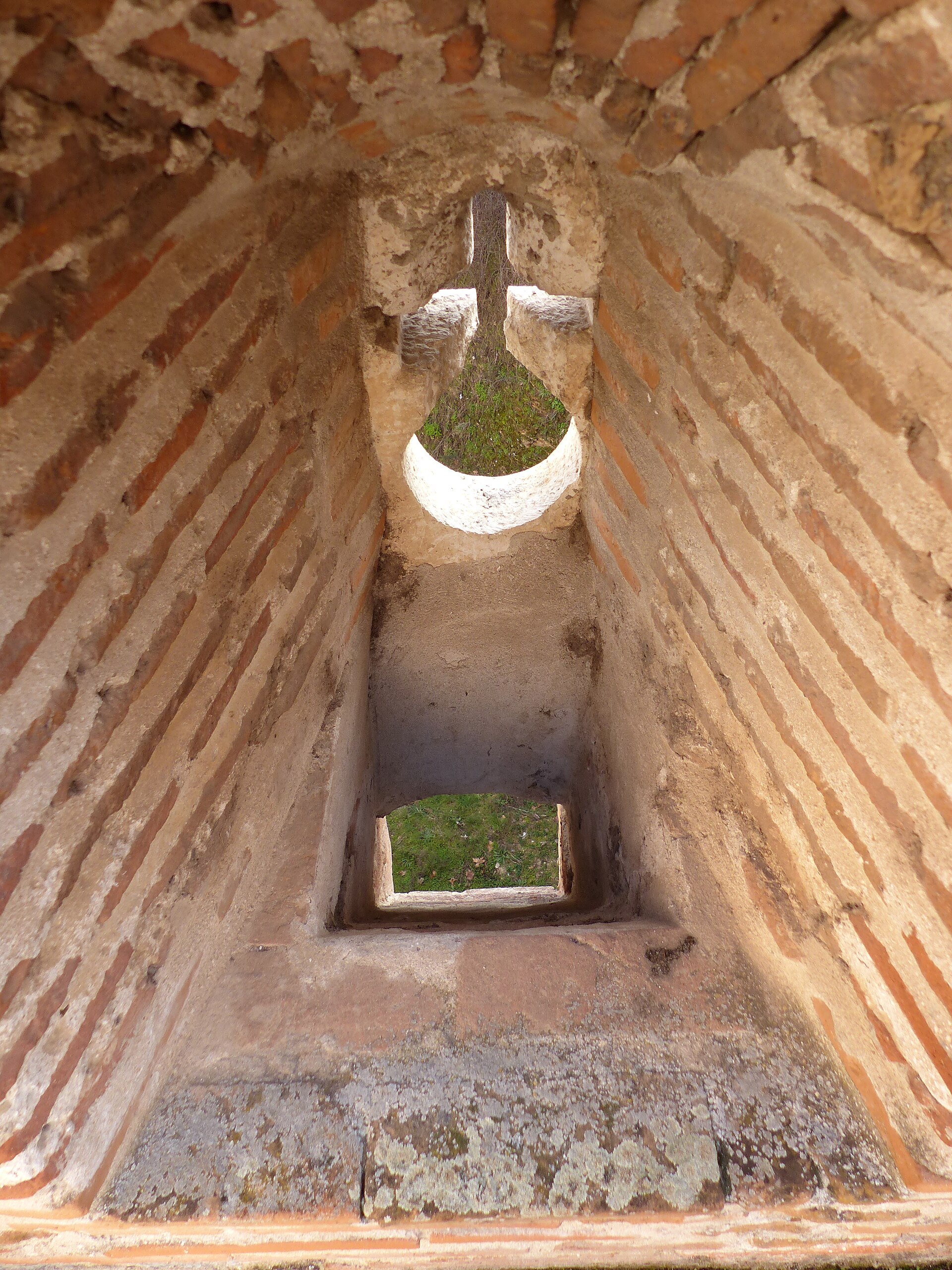 Coca is built entirely of brick, worked into patterns of astonishing beauty.