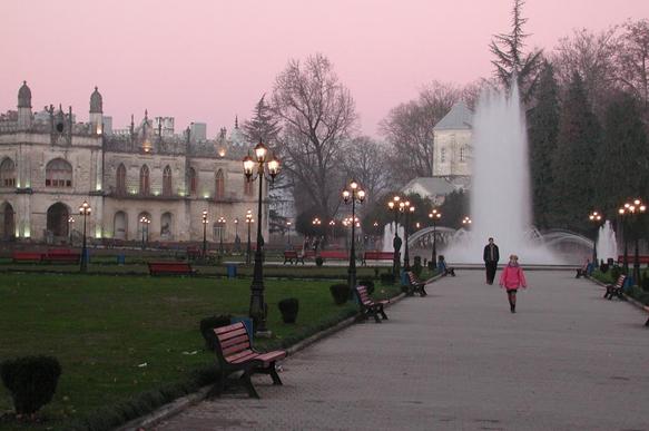 A view of the princely palace amid its gardens