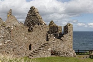 The heavily defended gatehouse and entrance, guarding the single approach to the summit