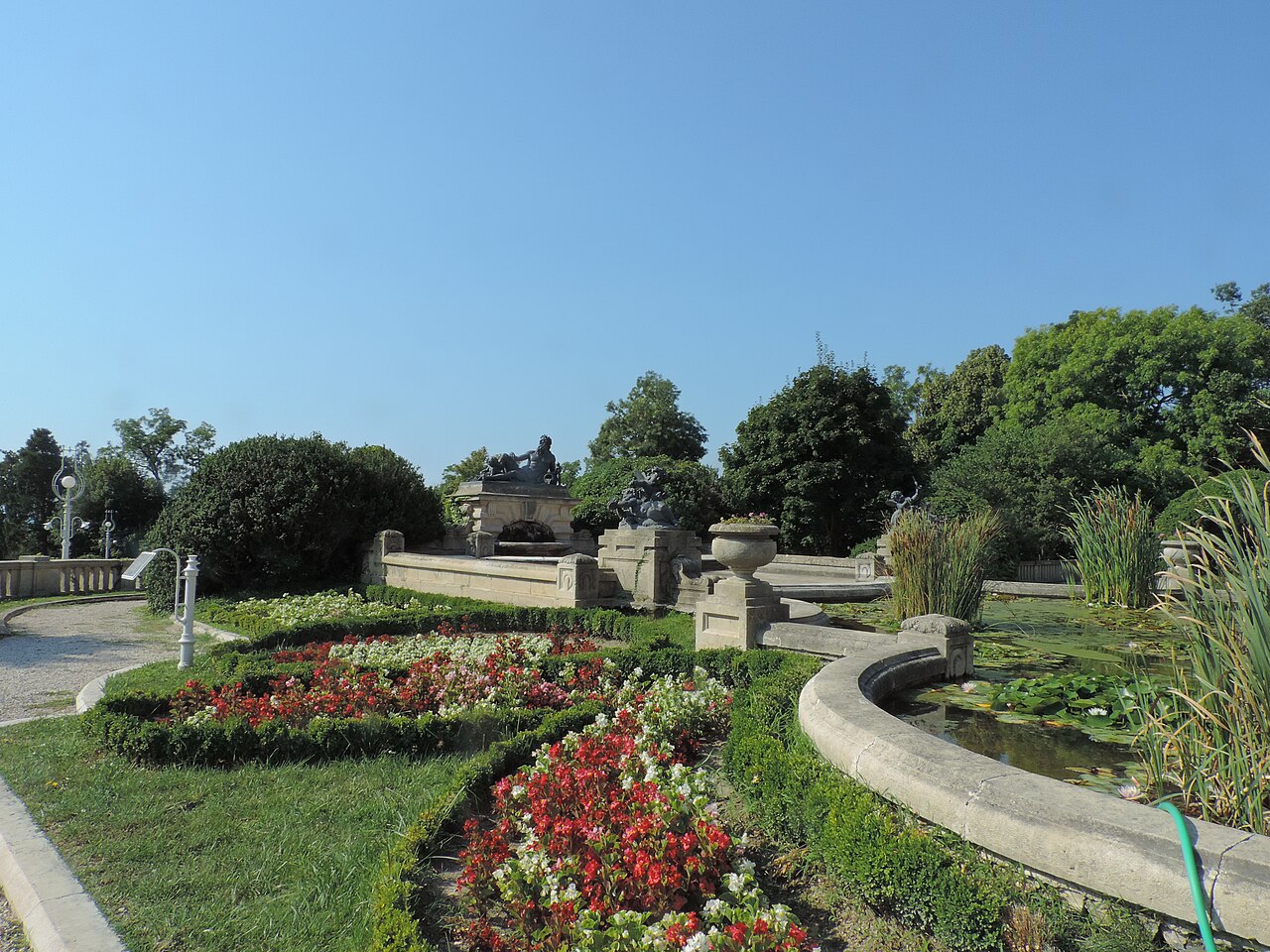A path through the park of Euxinograd.