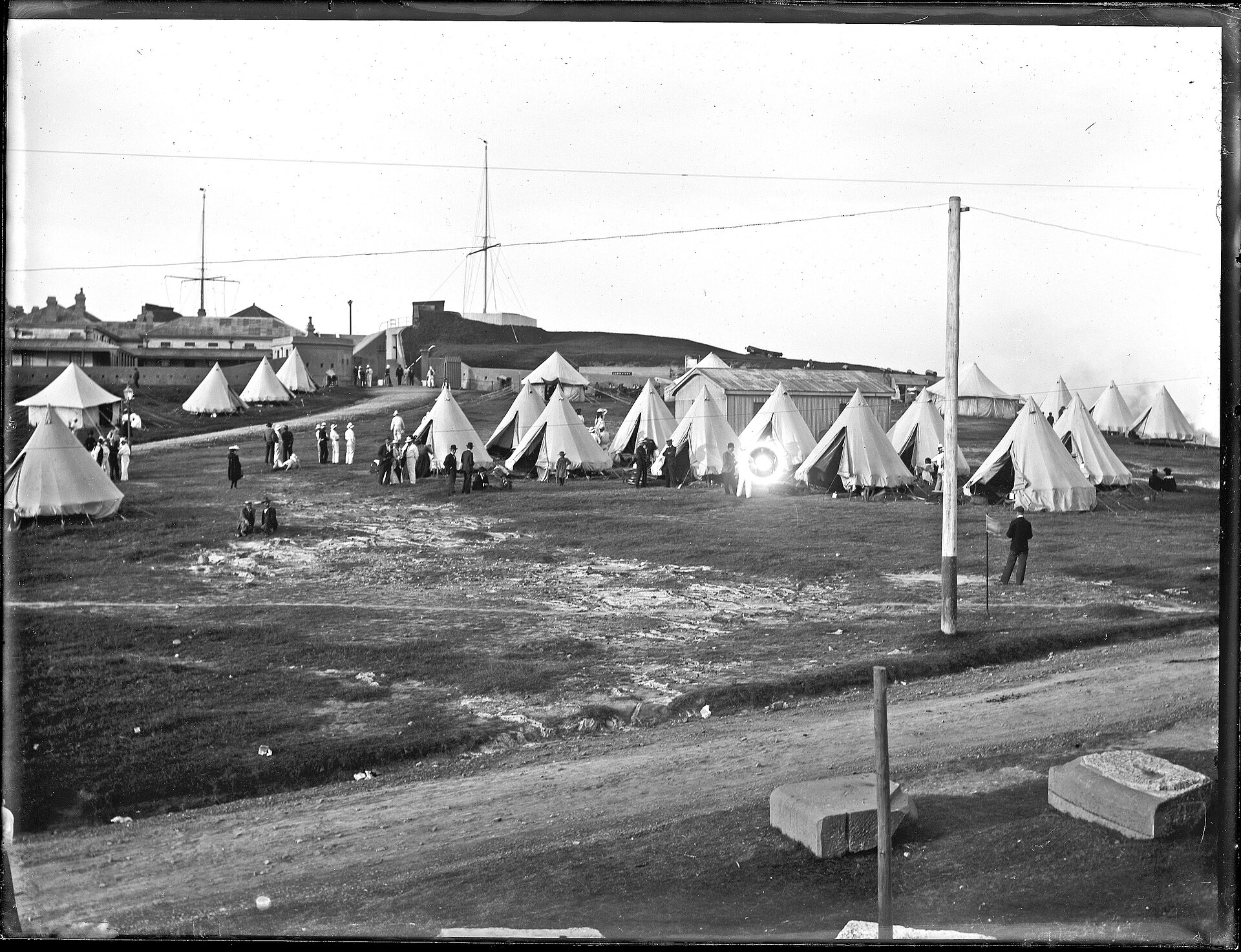 Today the fort welcomes visitors as a museum and lookout