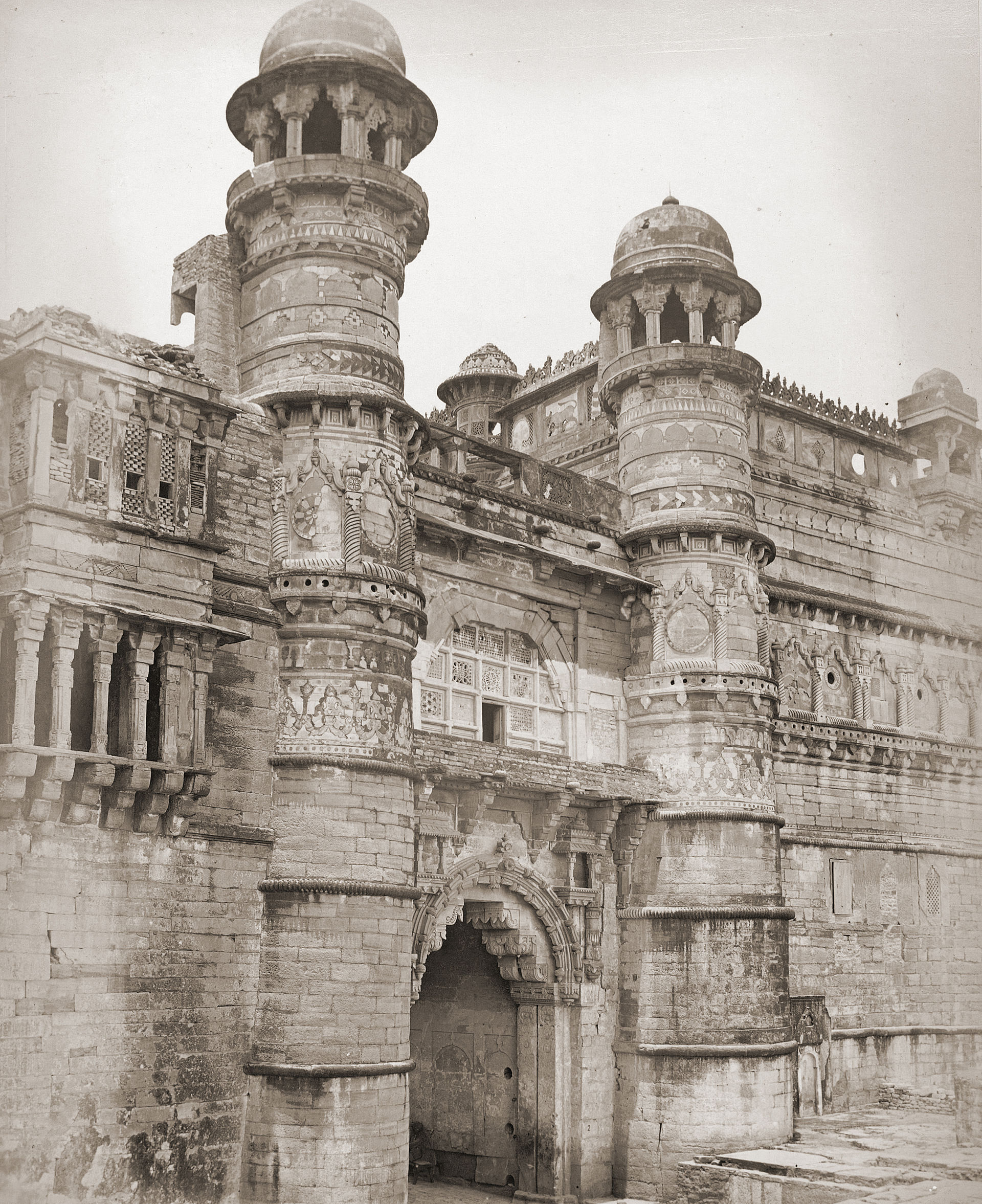 The fort is entered through great gates, including the Hathi Pol, the Elephant Gate.