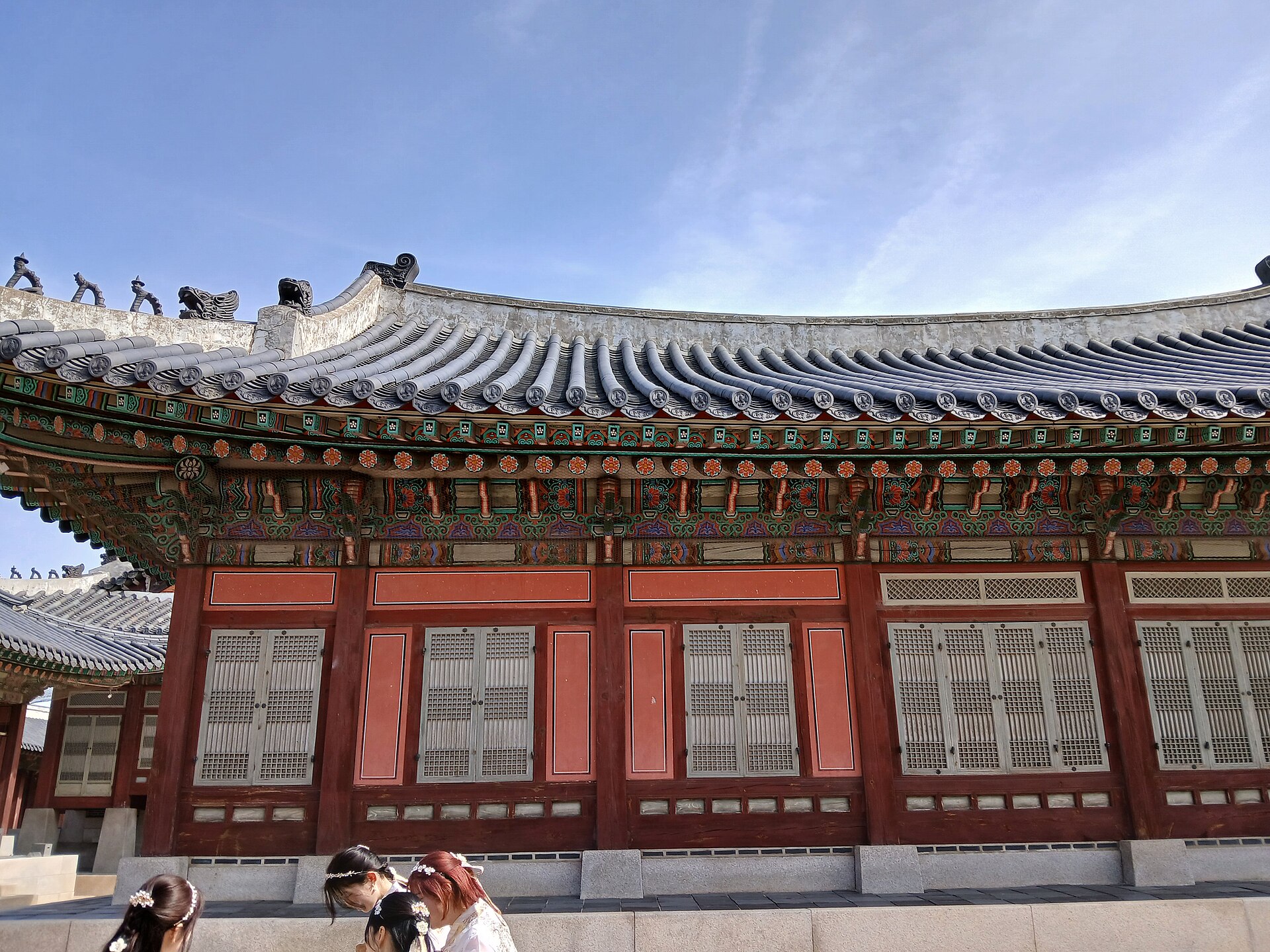 A gate within the palace, one of the ceremonial thresholds of the royal precinct.