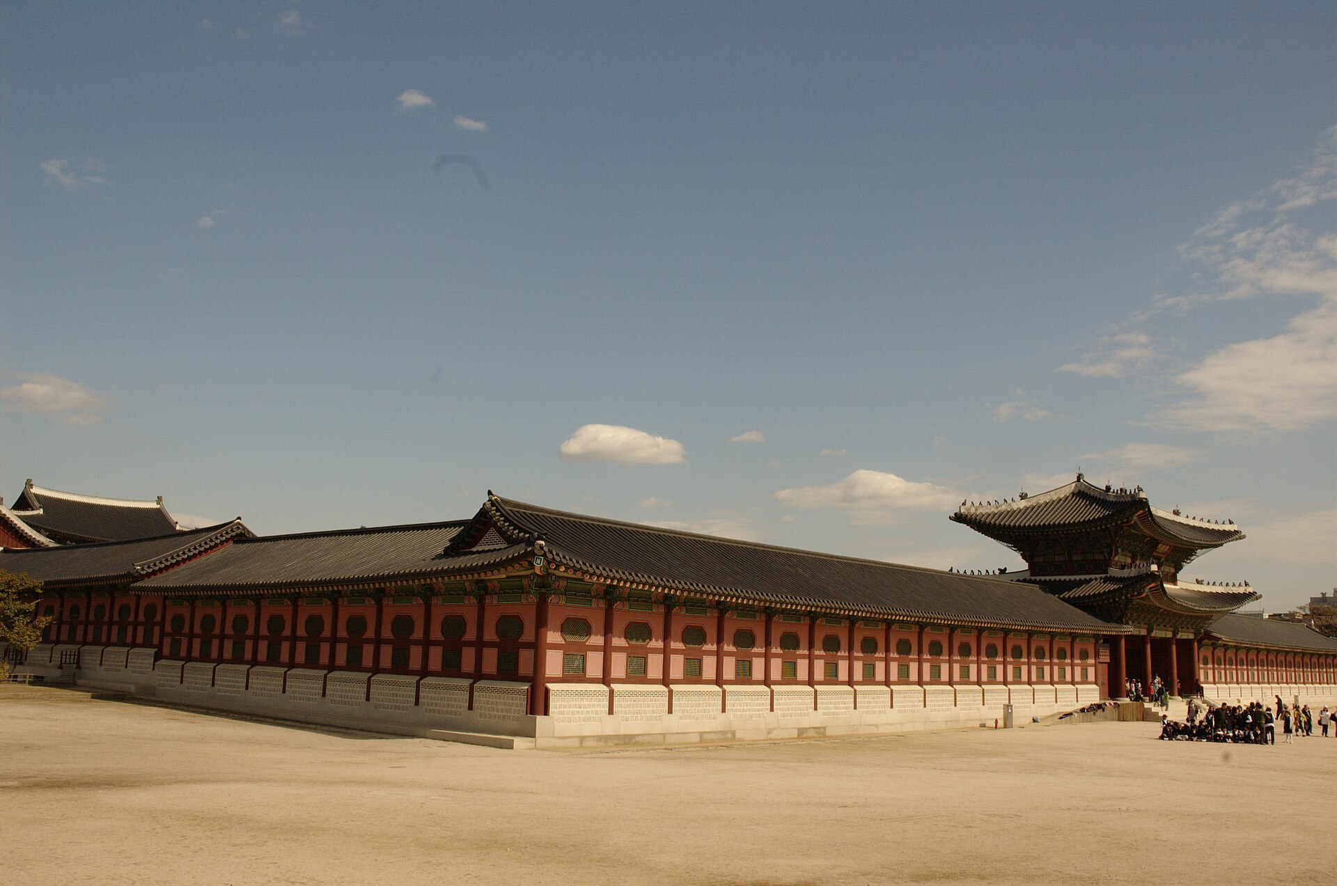 Gyeongbokgung, the grandest of Korea's royal palaces, set against the mountains of Seoul.