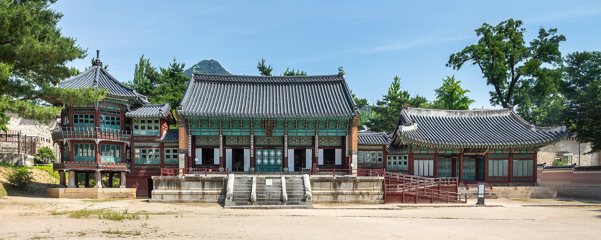 Jibokjae Hall at Gyeongbokgung, one of the elegant buildings within the palace grounds.